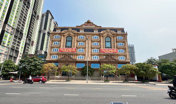 Pháp Việt Luxury Building